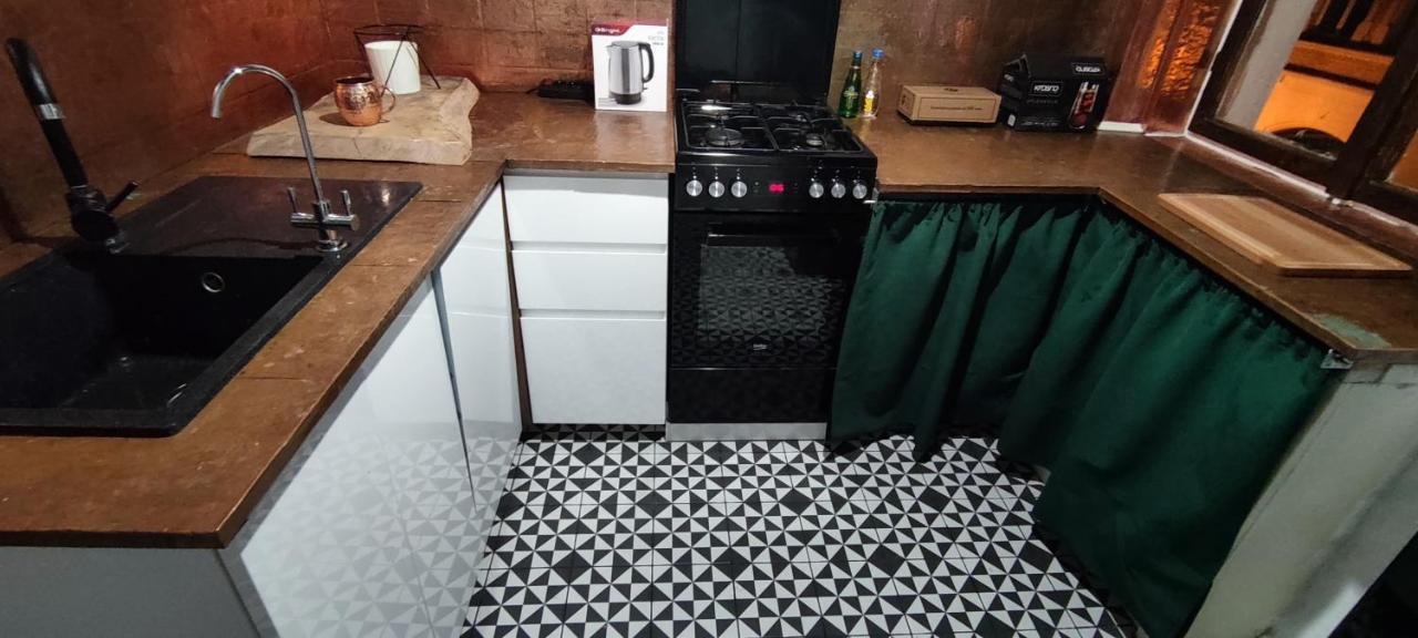 Private Wroniecka 6 - Parking Apartamento Poznań